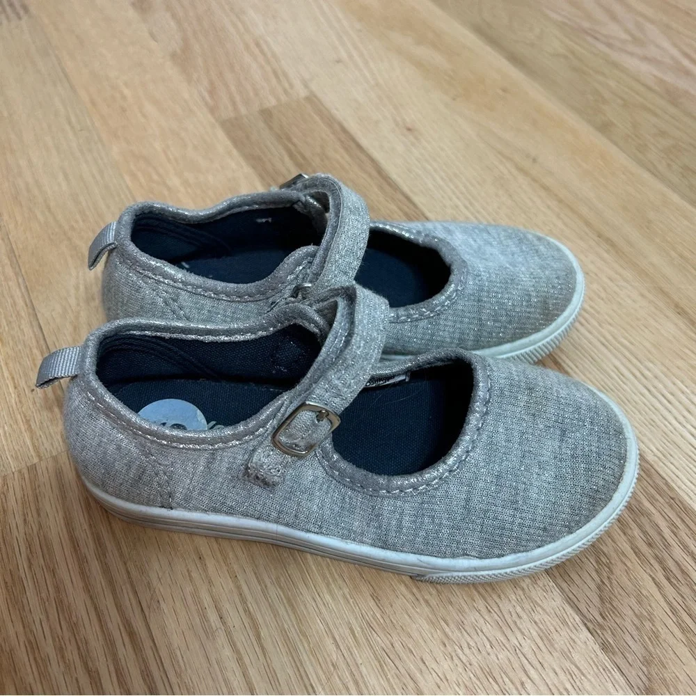 OshKosh B’gosh Gray Mary Jane Sneaker Shoes Sz 9 Toddler Girl Kids